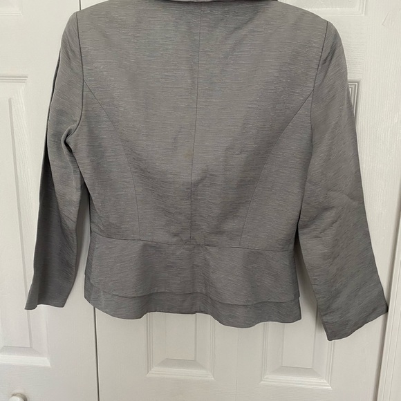 Gray jacket - Picture 3 of 3